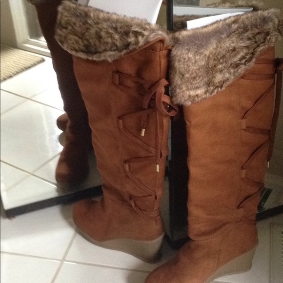 Ladies boots - Picture 1 of 4